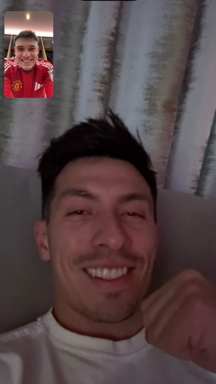  勝利獻給你！烏加特賽后視頻連線重傷的利桑德羅，一起慶祝晉級