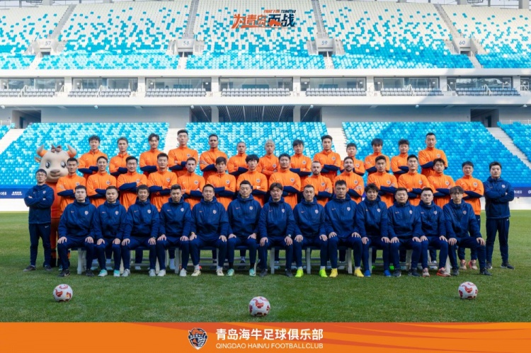 青島海牛一線隊(duì)名單:老將鄭龍、薩里奇坐鎮(zhèn),金洋洋等新援在列