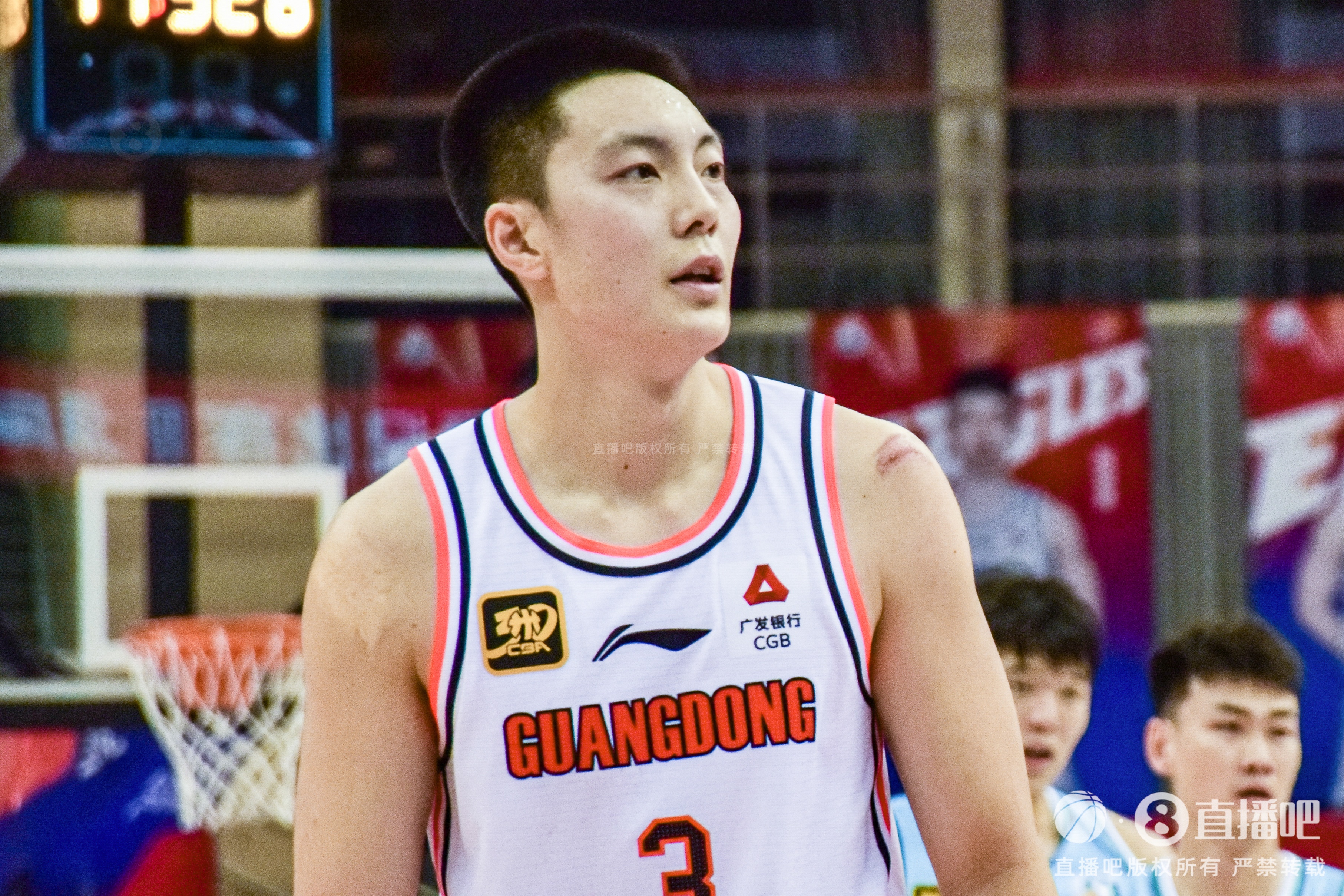  隊長歸來！胡明軒復出表現完美 7中4拿下11分3板5助0失誤