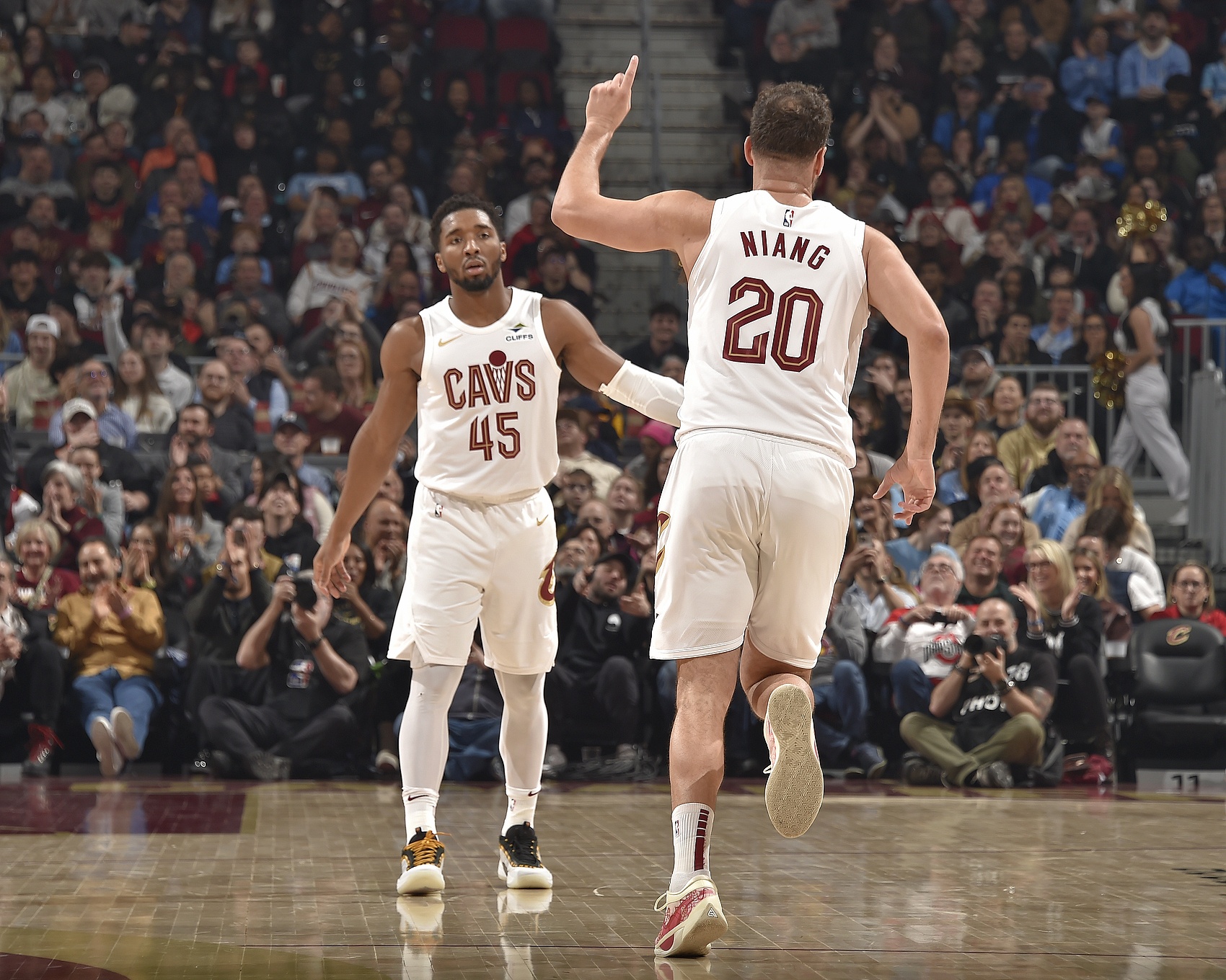 NBA彩經(jīng):東契奇有望首秀湖人勝爵士 雄鹿難敵勇士 騎士主場擒狼